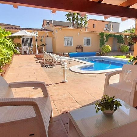 Chalet Vacacional Con Piscina Privada Y Barbacoa Tarragona Zewnętrze zdjęcie