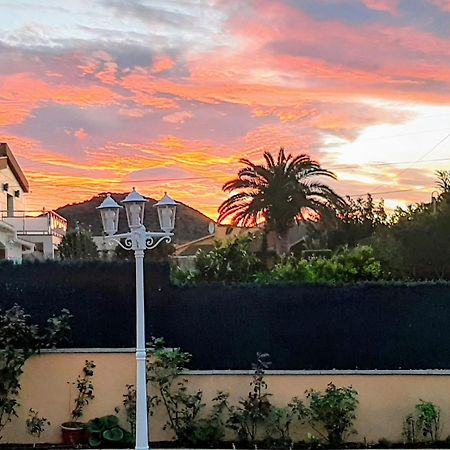 Chalet Vacacional Con Piscina Privada Y Barbacoa Tarragona Zewnętrze zdjęcie