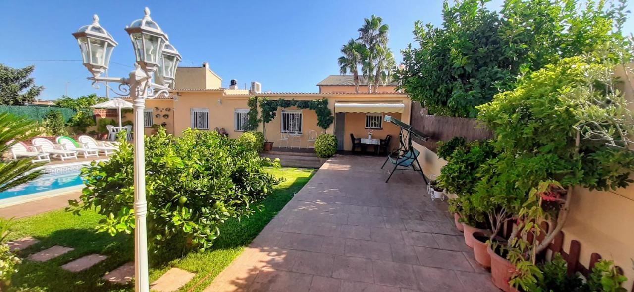 Chalet Vacacional Con Piscina Privada Y Barbacoa Tarragona Zewnętrze zdjęcie