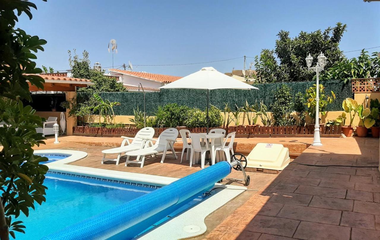 Chalet Vacacional Con Piscina Privada Y Barbacoa Tarragona Zewnętrze zdjęcie