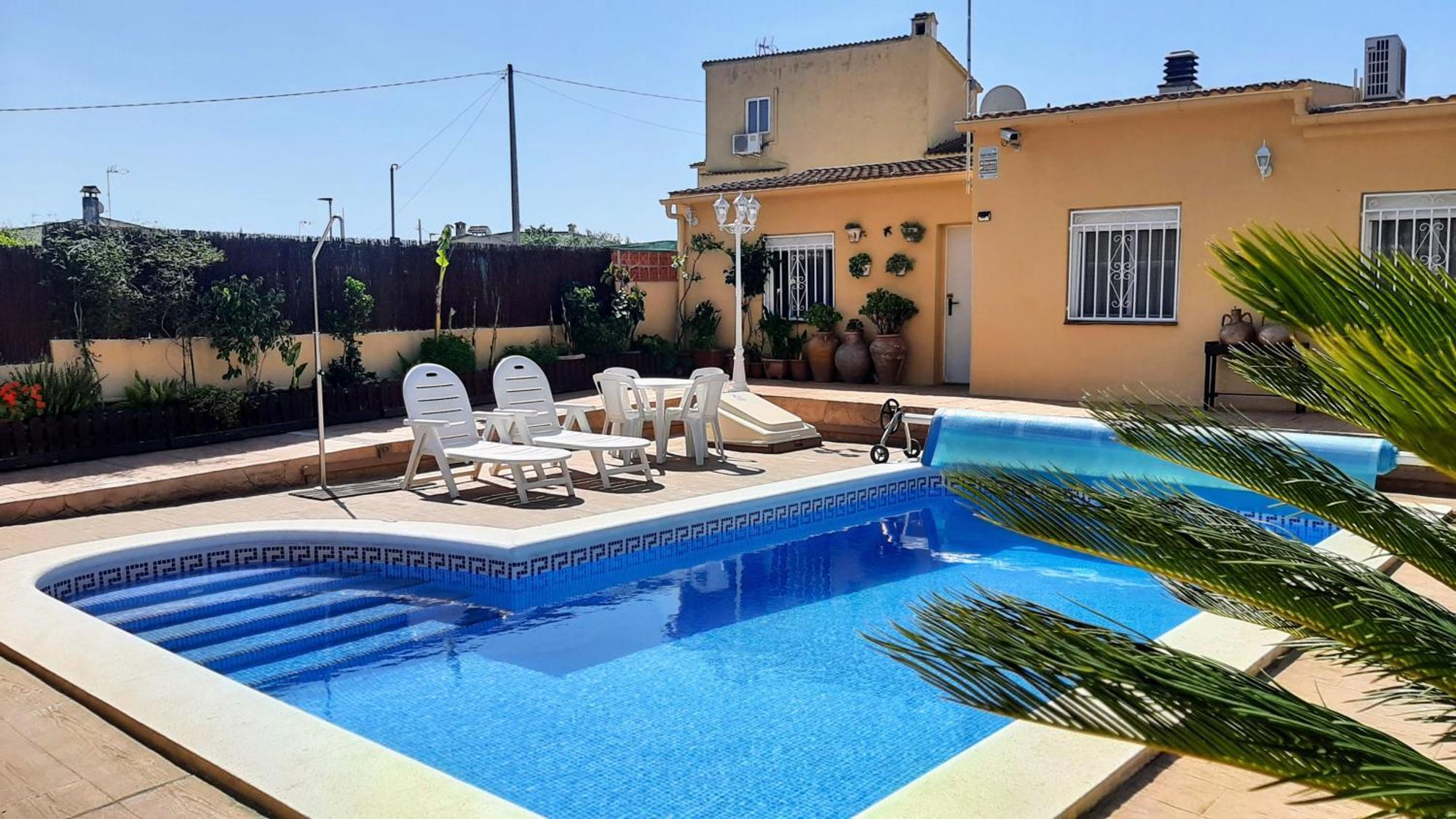 Chalet Vacacional Con Piscina Privada Y Barbacoa Tarragona Zewnętrze zdjęcie