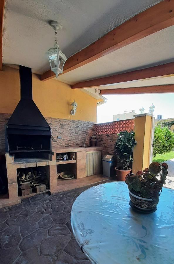 Chalet Vacacional Con Piscina Privada Y Barbacoa Tarragona Zewnętrze zdjęcie