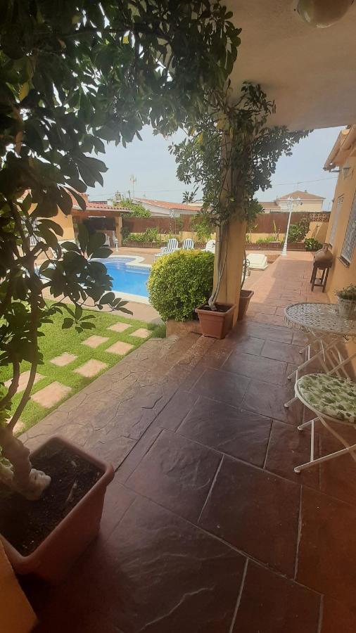 Chalet Vacacional Con Piscina Privada Y Barbacoa Tarragona Zewnętrze zdjęcie
